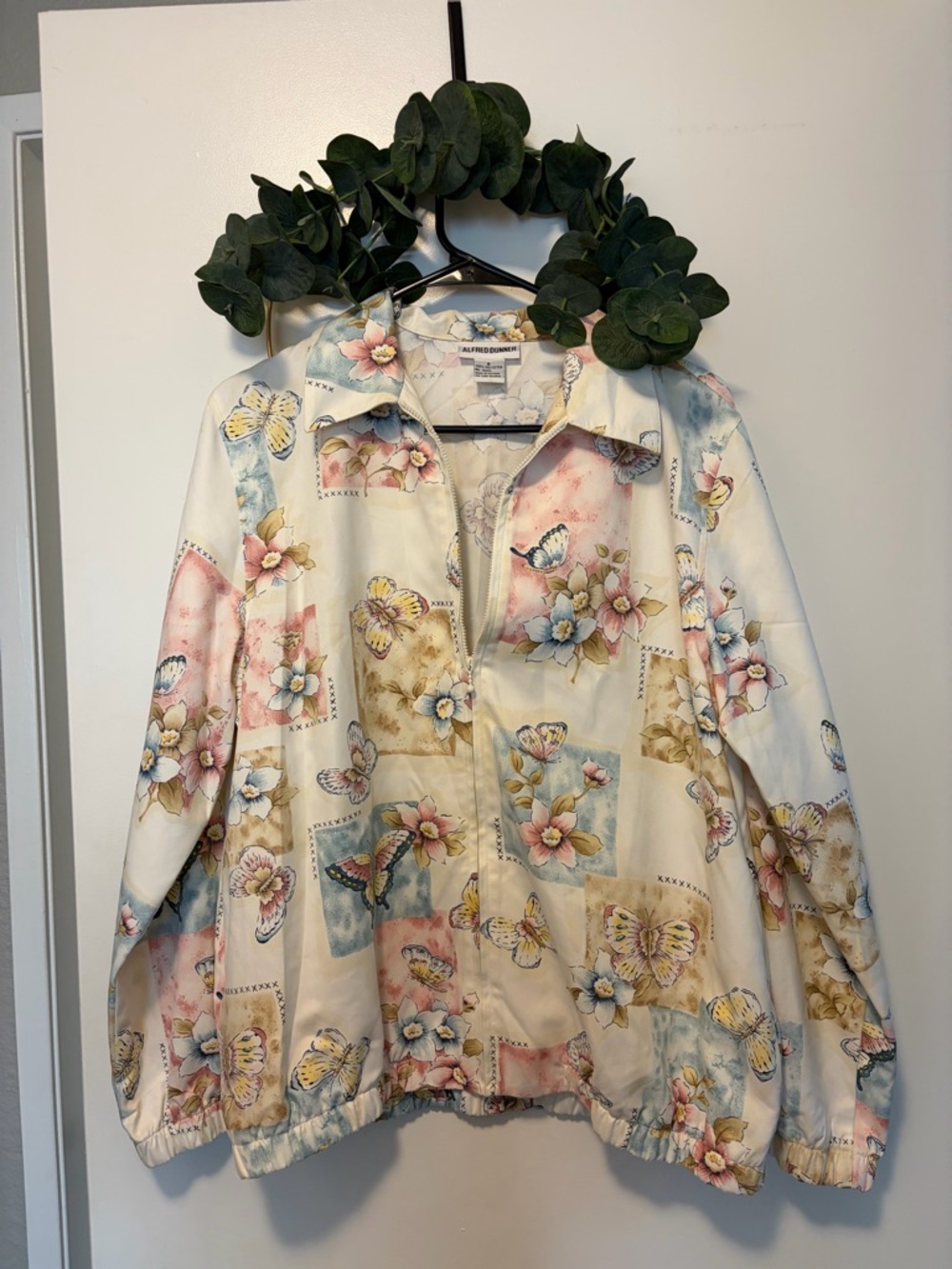Vintage Alfred Dunner Jacket Floral Butterfly in Cream, Blue, Pink and Tan
